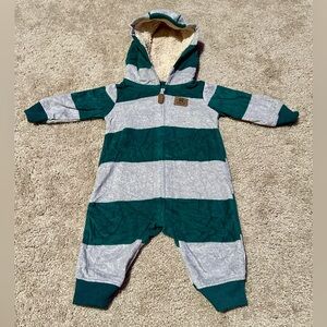 3 month Carters jumpsuit